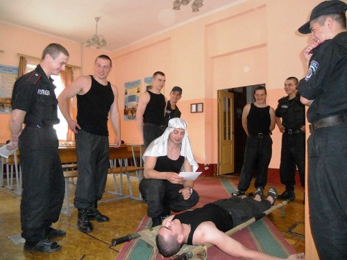 Сестра монахиня, протягом місяця відвідувала військовослужбовців та поренних.(ФОТО)